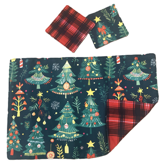 4 placemats + 4 coasters, 100%cotton. Double view, Christmas trees